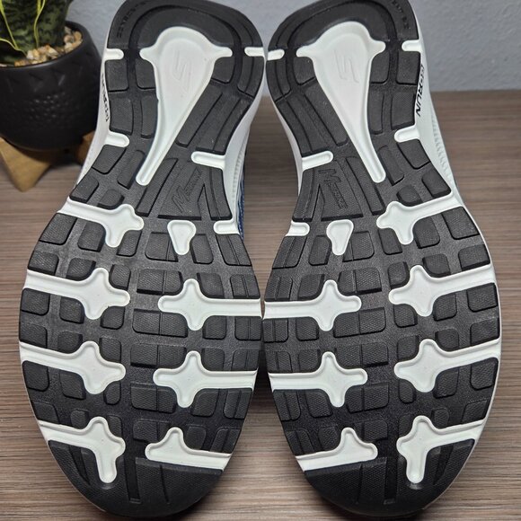 New-Skechers GO RUN Consistent 2.0 Athletic Sneakers – Waterproof:   Size: 12 - Picture 10 of 11